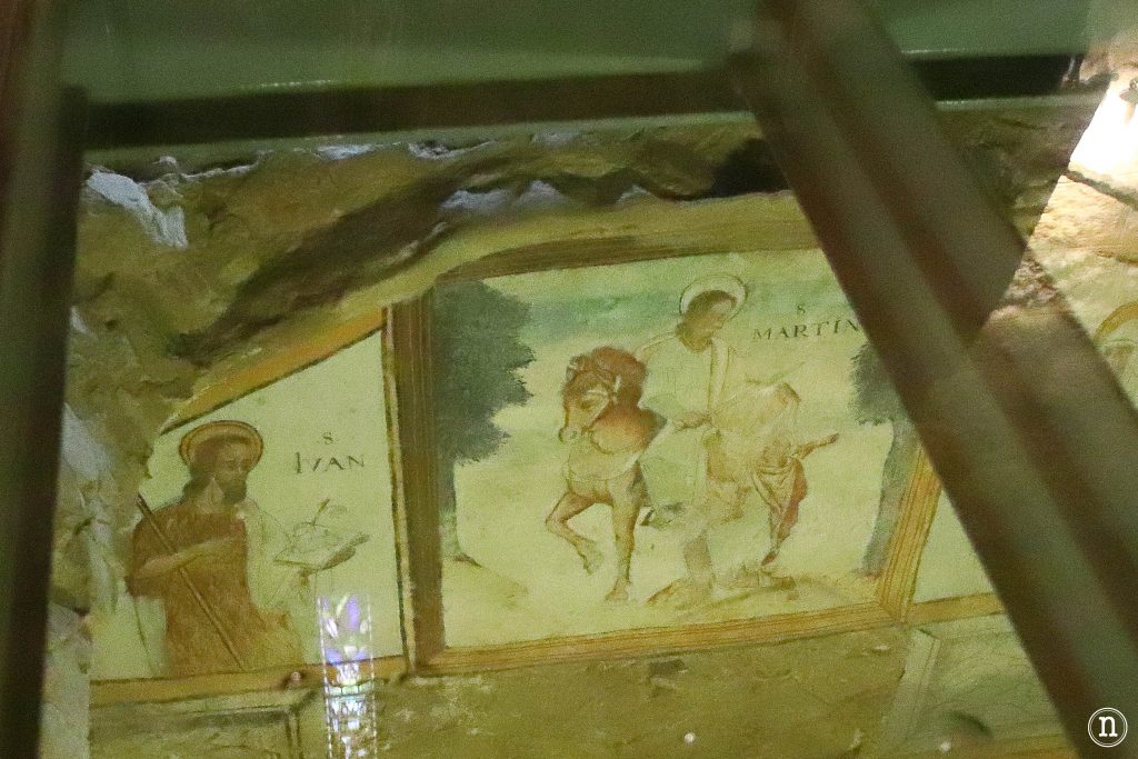 pinturas cimientos iglesia