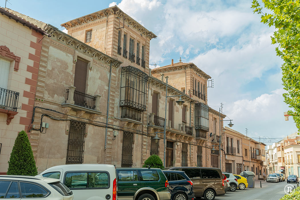 Alcázar de San Juan, molinos y la inspiración de Cervantes