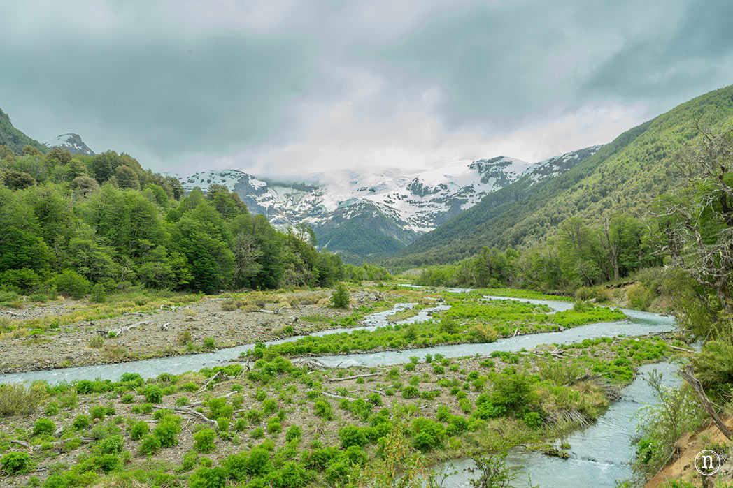 Cerro Tronador y Cascada los Alerces