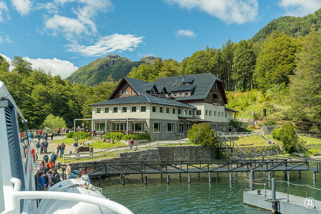 Puerto Blest, Lago Frías y Cascada de los Cántaros