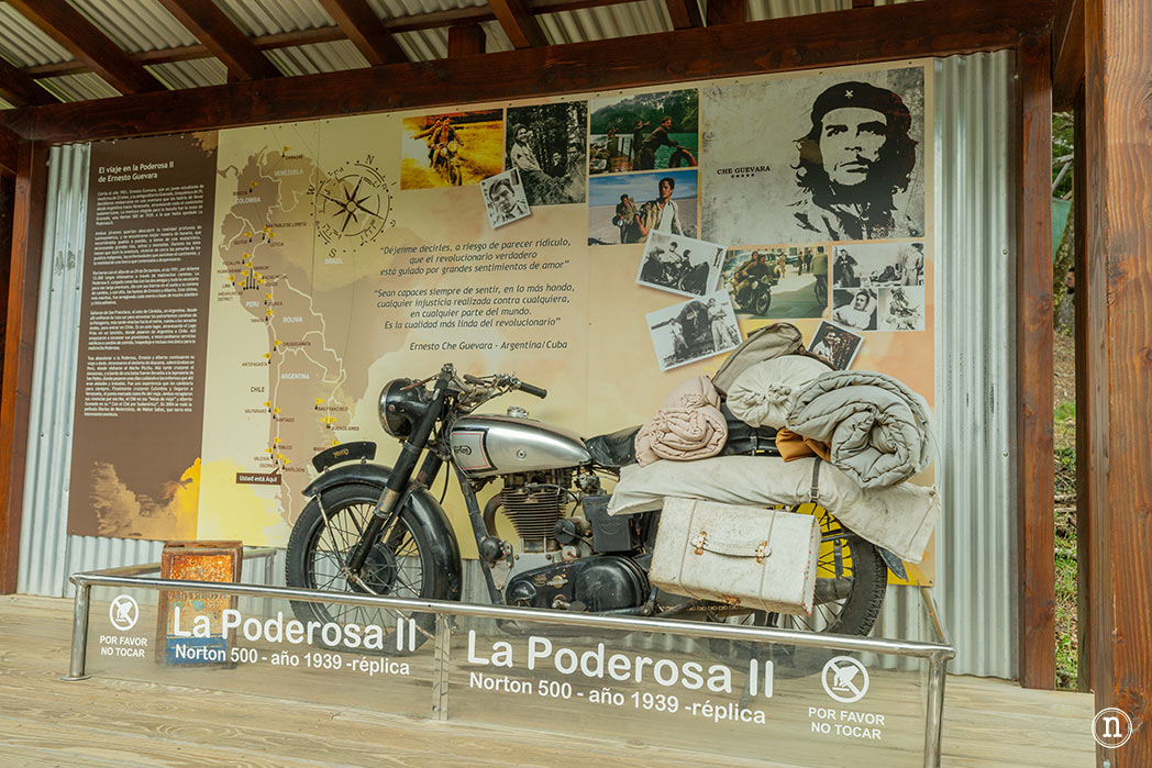 Puerto Blest, Lago Frías y Cascada de los Cántaros