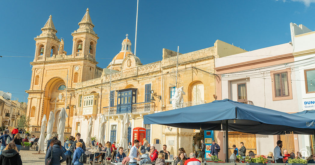 Marsaxlokk, Malta un típico pueblo de pescadores
