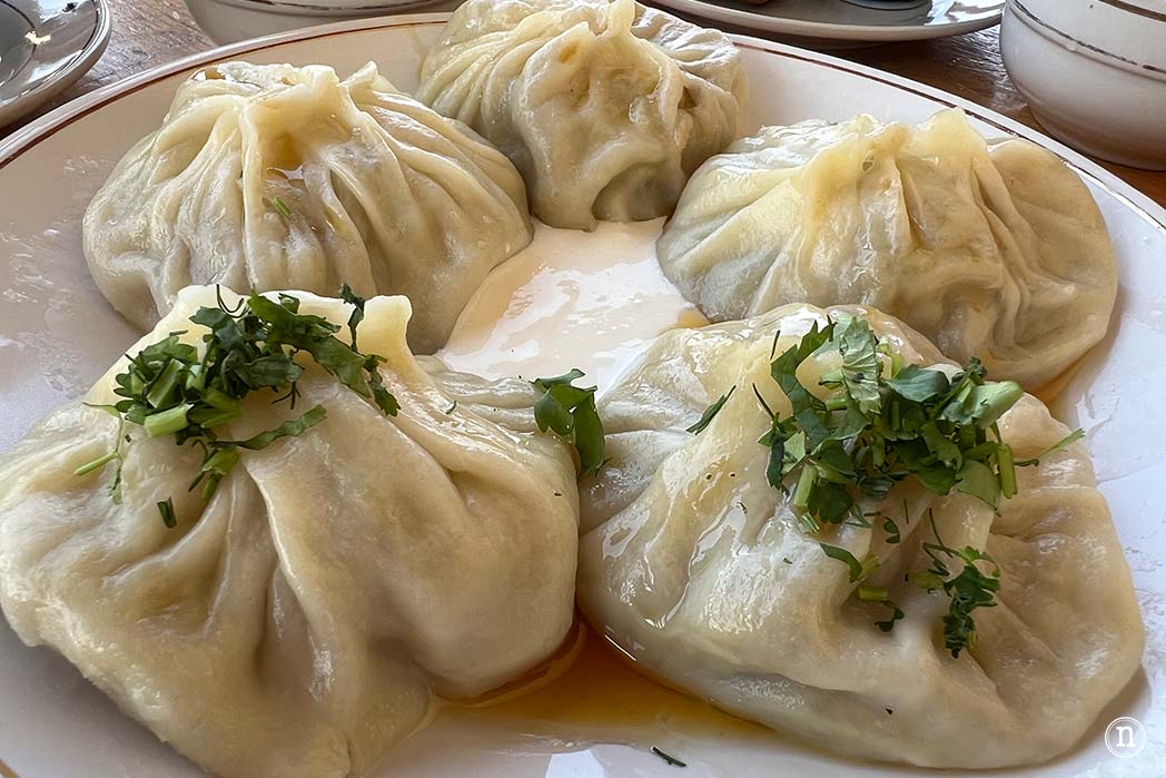 Manti comer en Uzbekistán