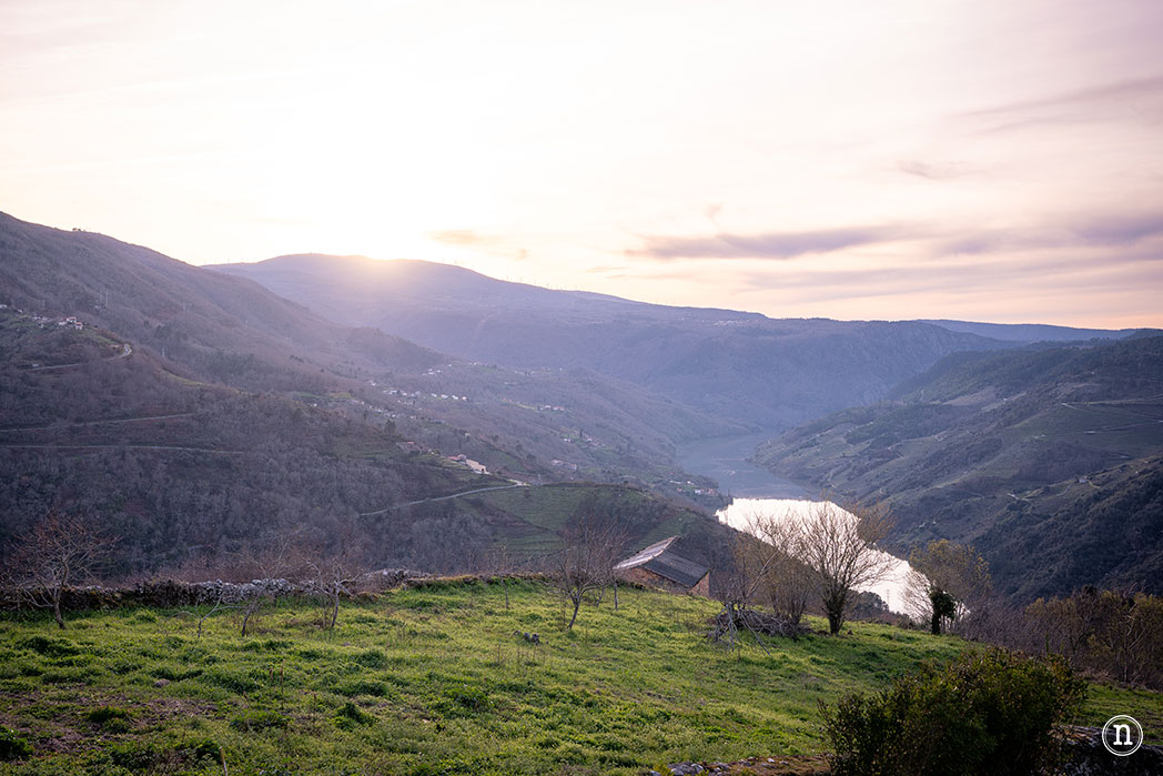 Pasarelas del río Mao y necrópolis de San Vítor en la Ribeira Sacra