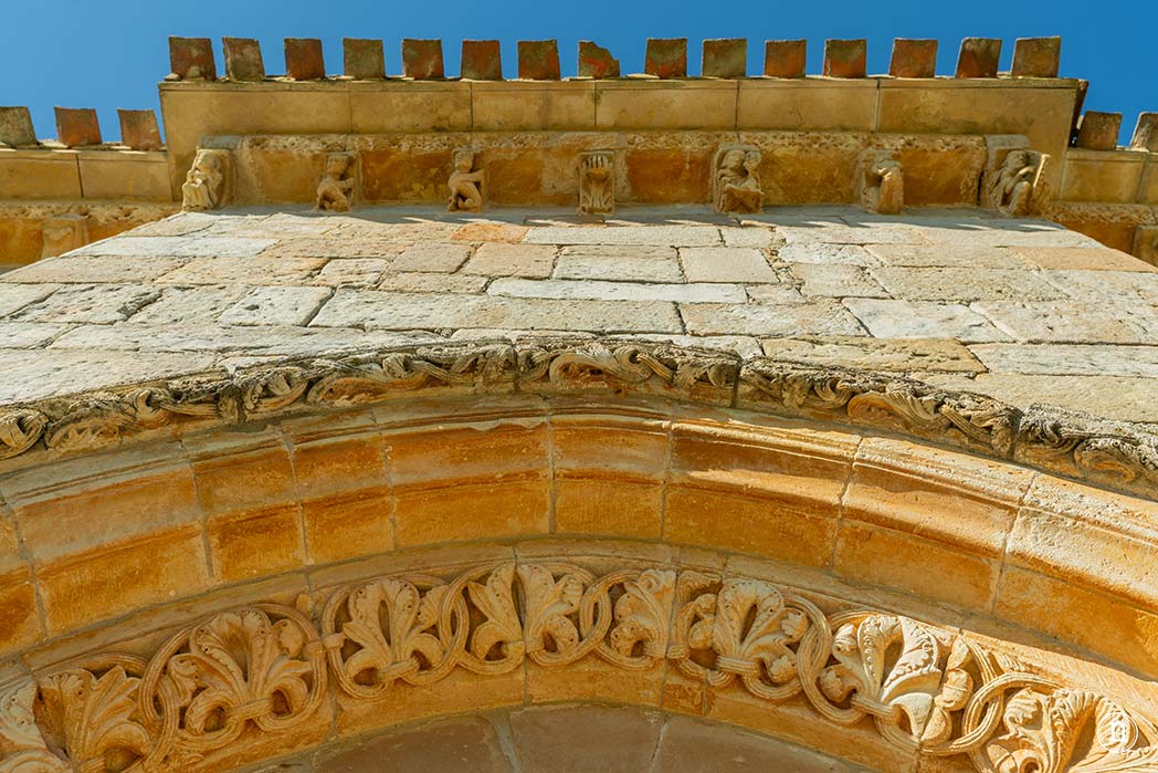 Ruta de los narcisos en el Geoparque de Las Loras 