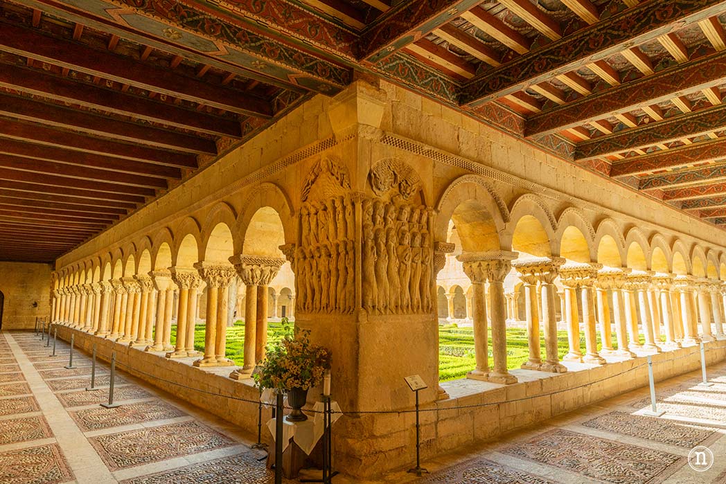Valle del Arlanza, Burgos sabinas, gamones y paisajes increíbles