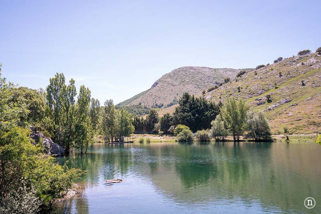 Embalse de Ruesga en Cervera de Pisuerga, Montaña Palentina