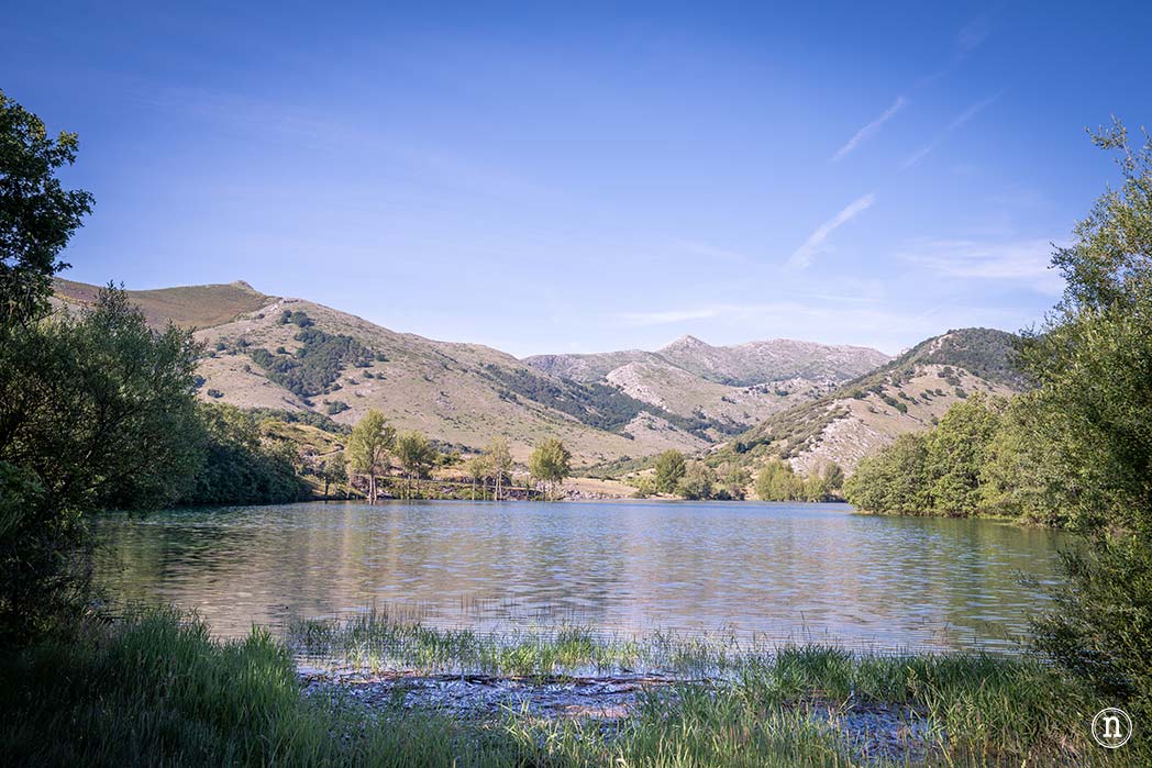Embalse de Ruesga en Cervera de Pisuerga, Montaña Palentina