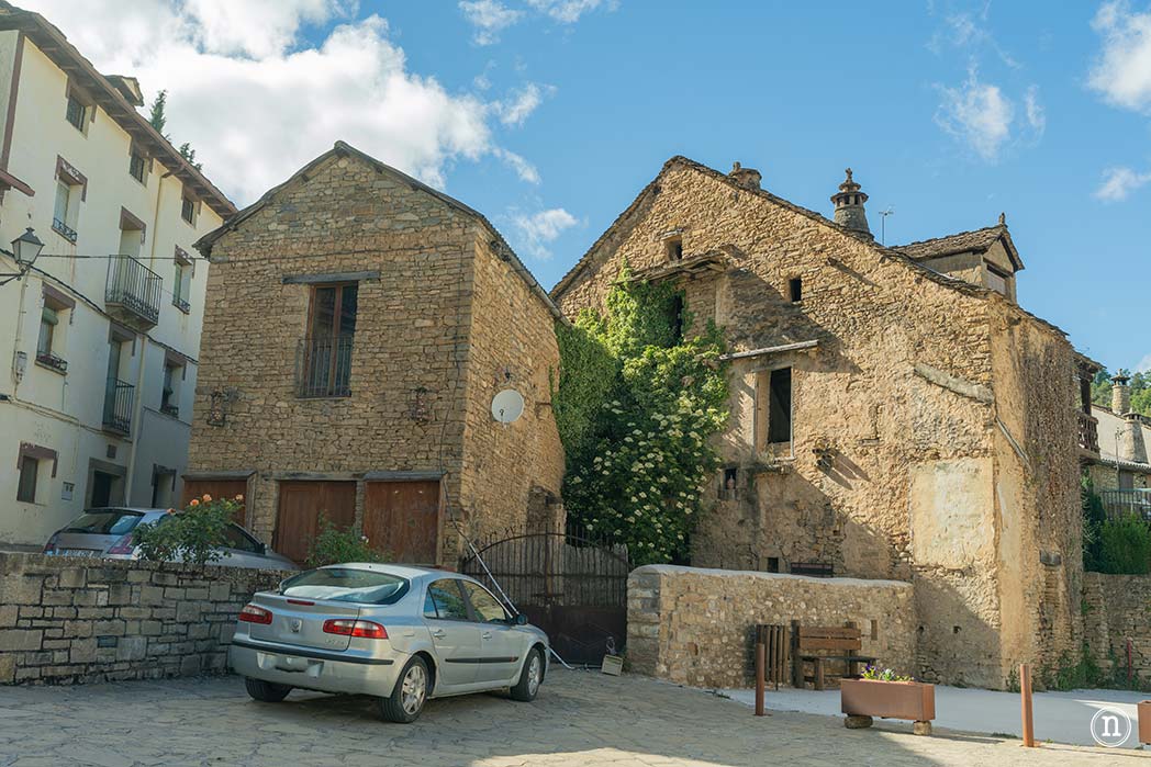 Santa Cruz de la Serós y Monasterio de San Juan de la Peña