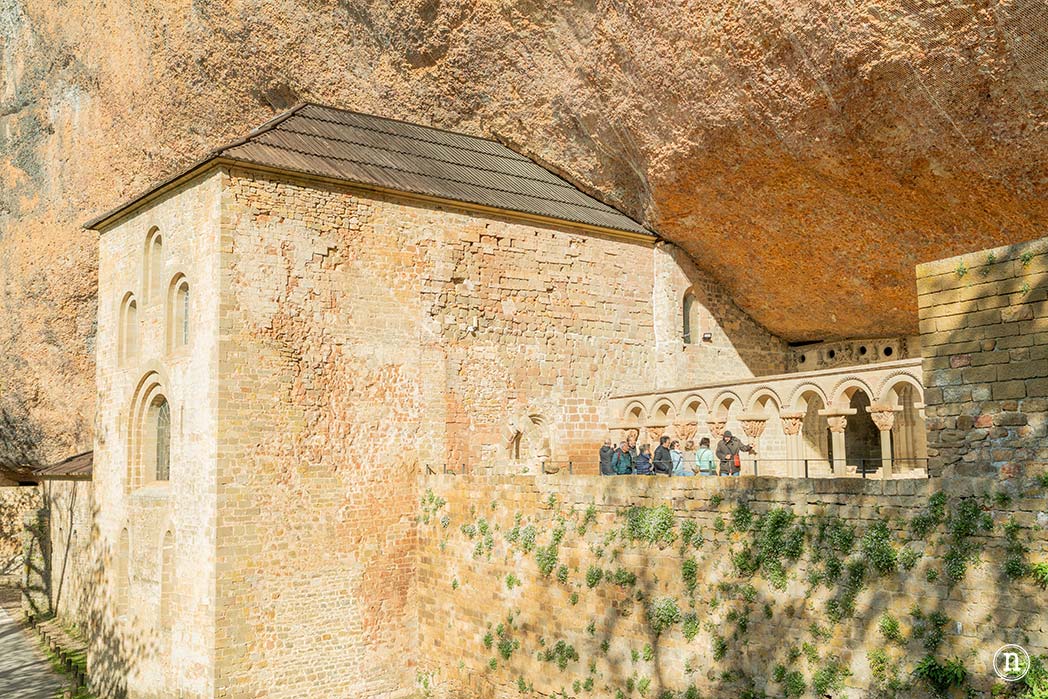 Santa Cruz de la Serós y Monasterio de San Juan de la Peña