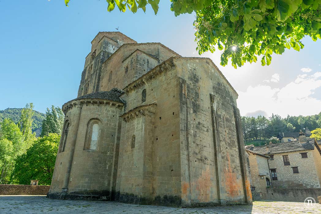 Santa Cruz de la Serós y Monasterio de San Juan de la Peña